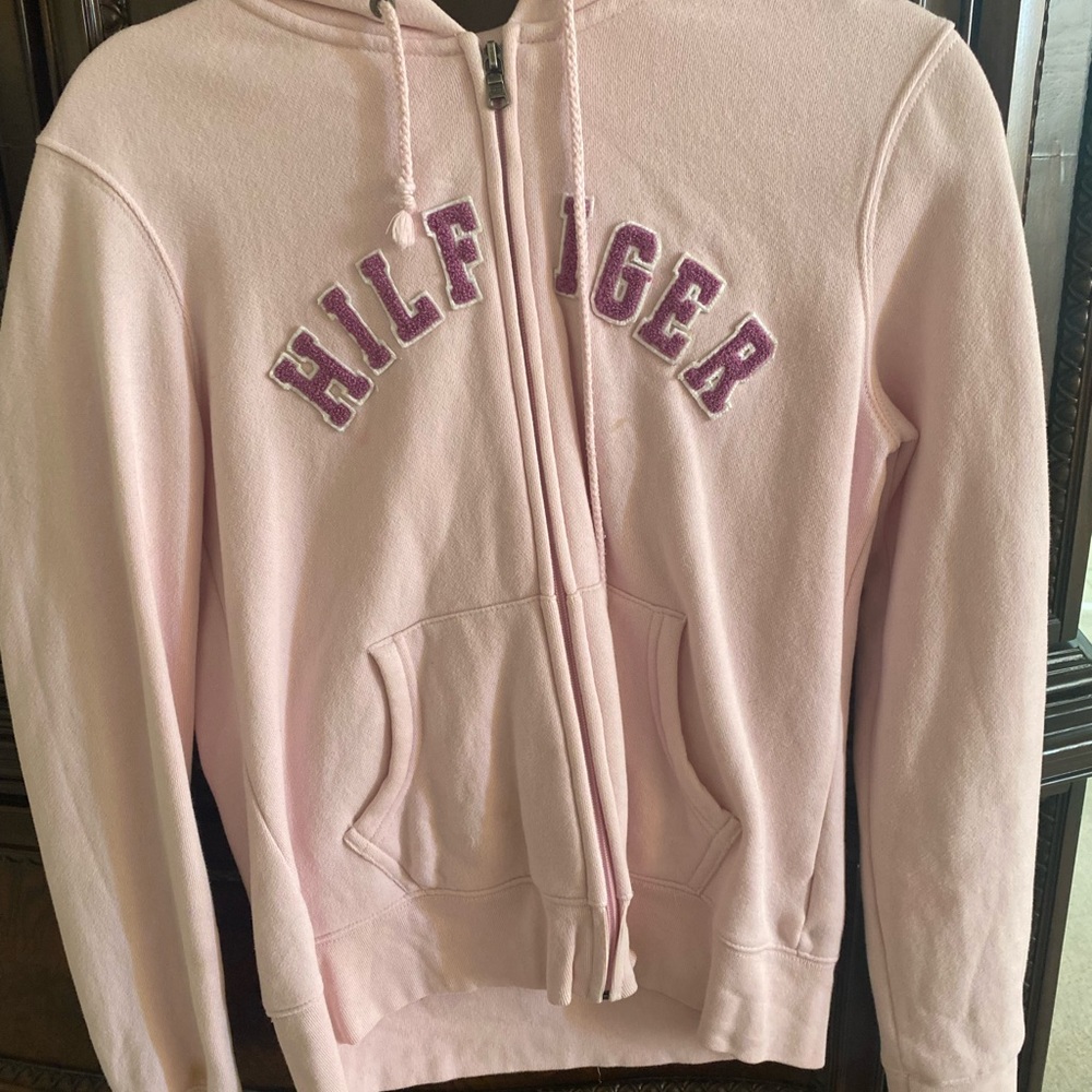 pink tommy hilfiger hoodie